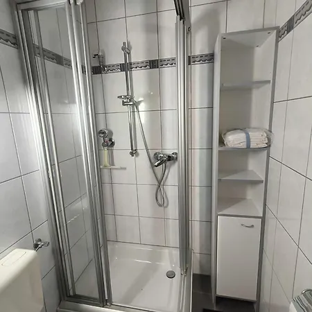 2 Zimmer Apartement Mit Balkon Bei Duesseldorf Erkrath Exterior foto