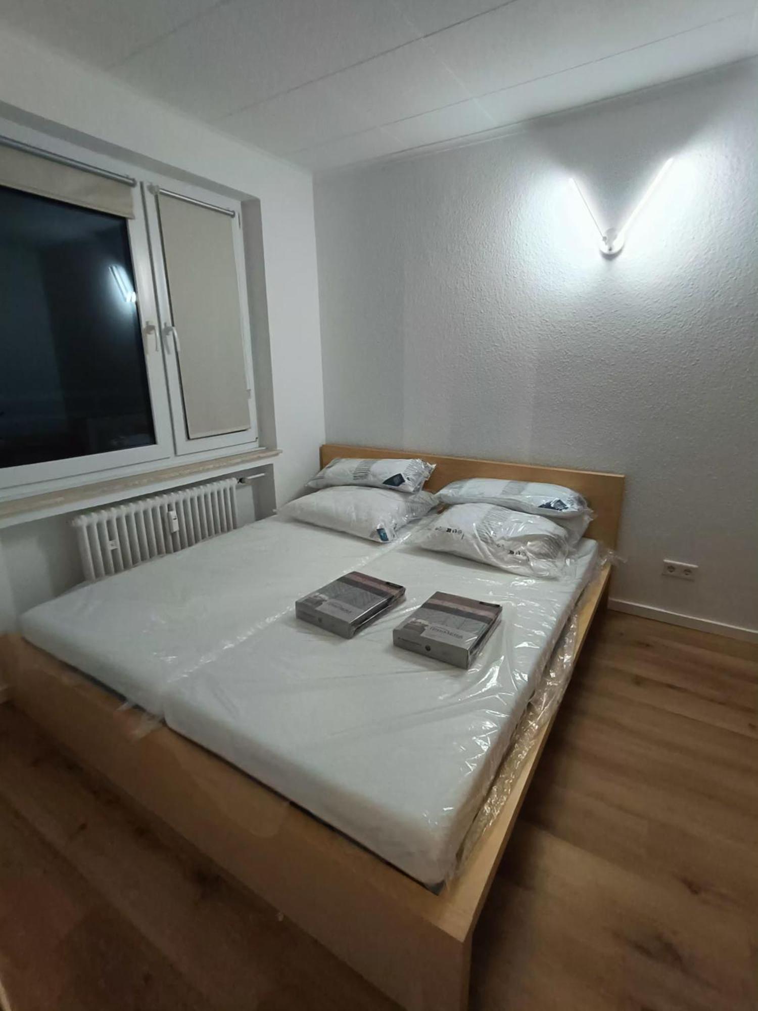 2 Mit Balkon Bei Duesseldorf Apartment Erkrath